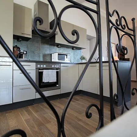Maison Bella Vista Apartment Antibes